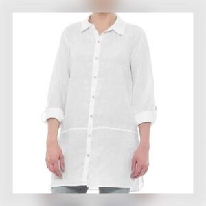 ✨TAHARI white linen button down shirt